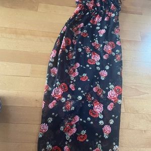 Gorgeous dress. Xs. Can fit a small